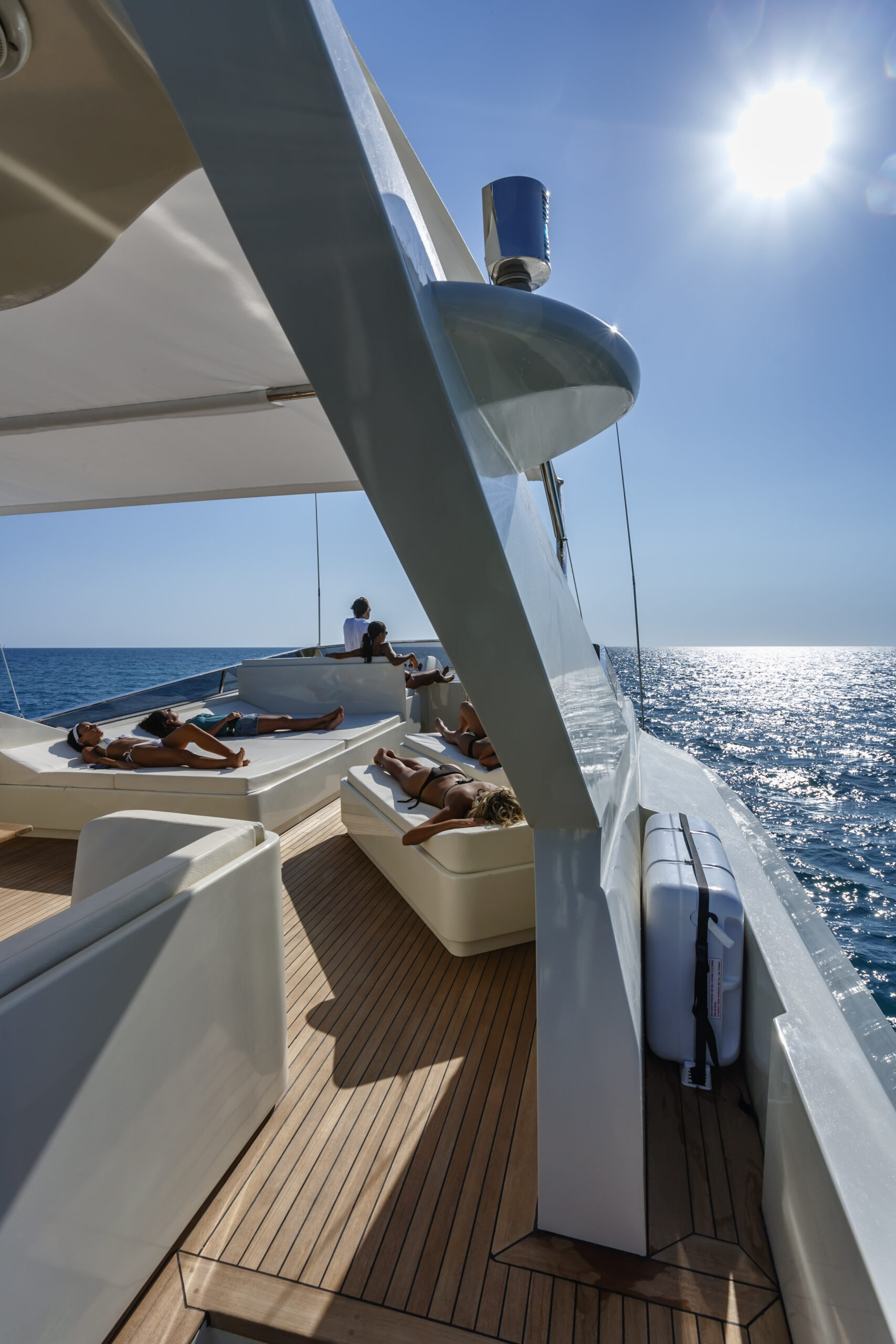 Seguros para yates, seguros embarcaciones de recreo, seguros alta náutica, seguros megayates, seguros barcos Sotogrande, seguros náuticos Marbella, correduría seguros marítimos, Lloyd's of London España.